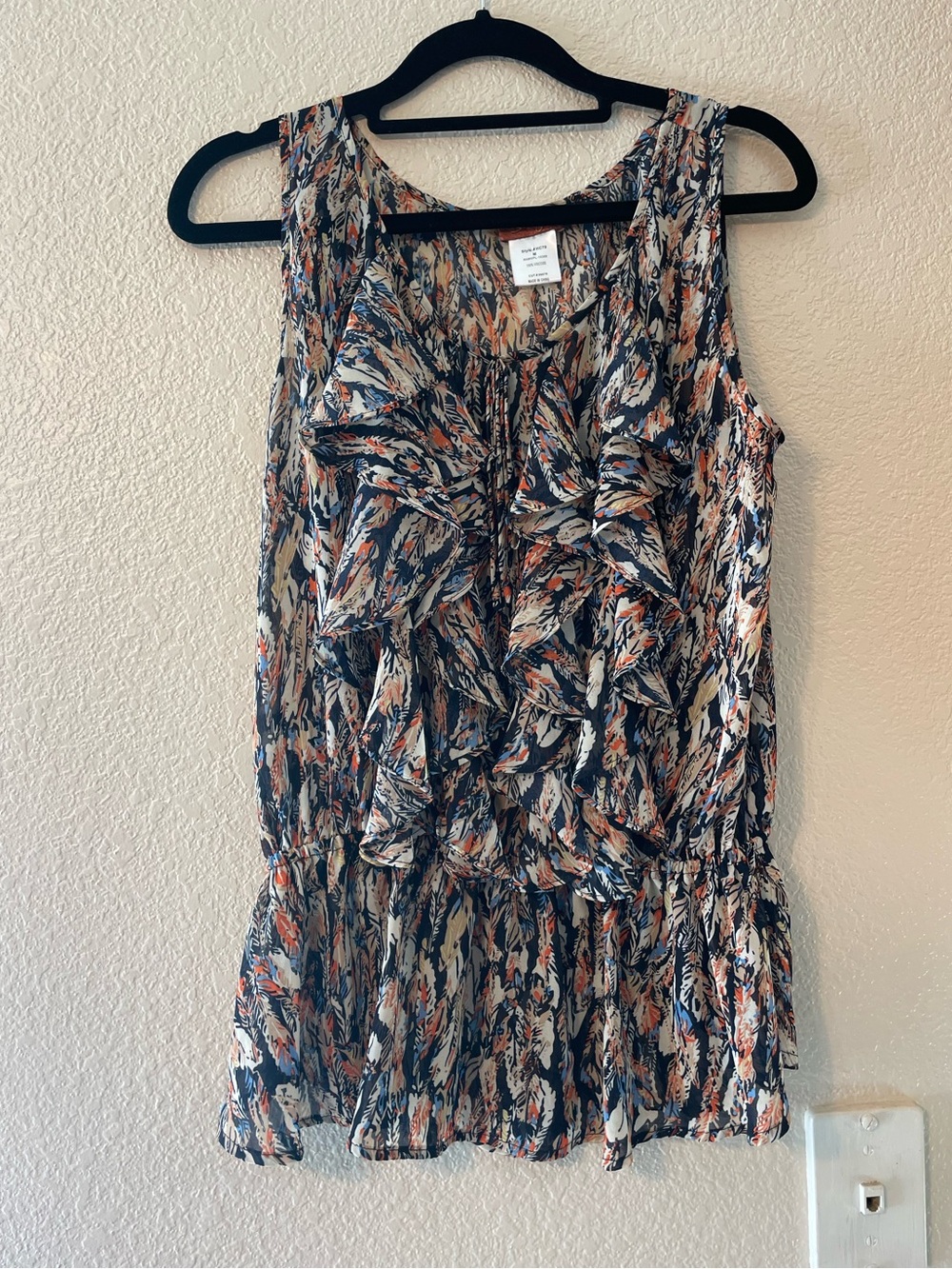Scully Sleeveless Ruffle Print Blouse - Navy & Peach feathers boho summer M